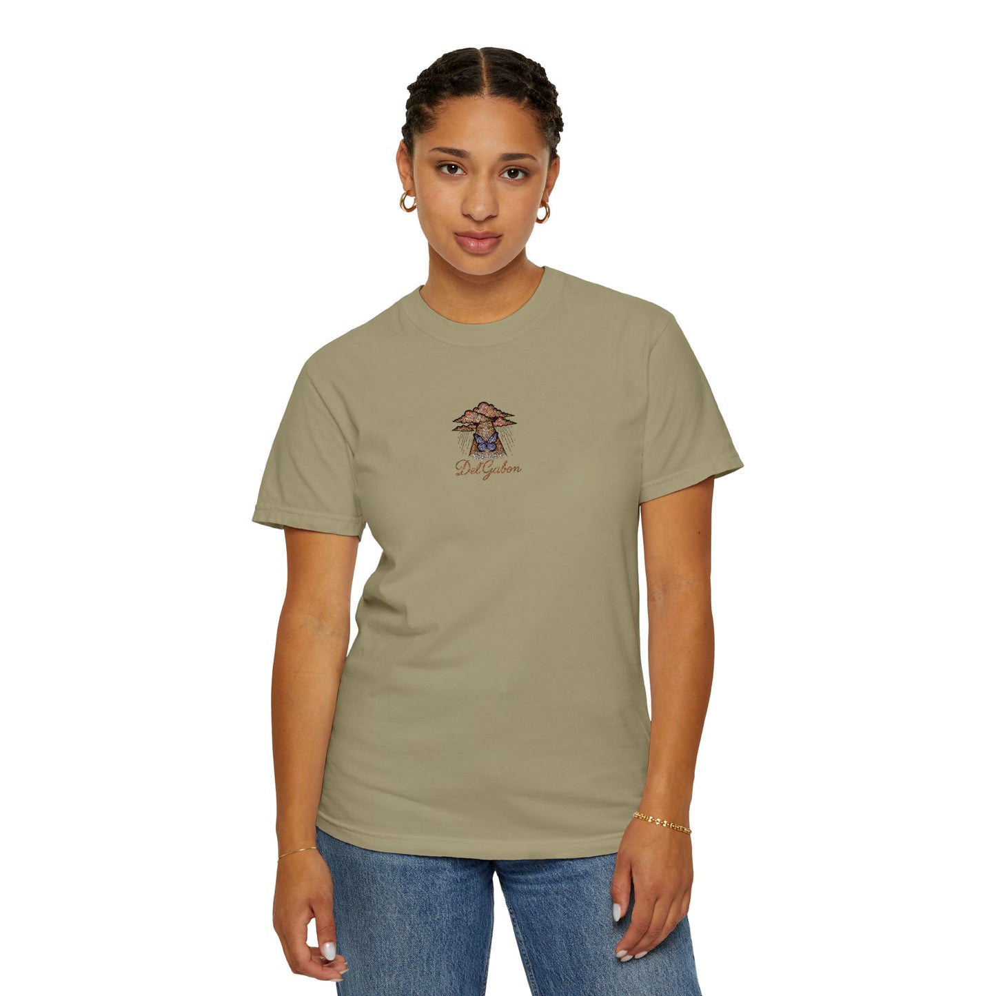Del’Gabon butterfly September -tee