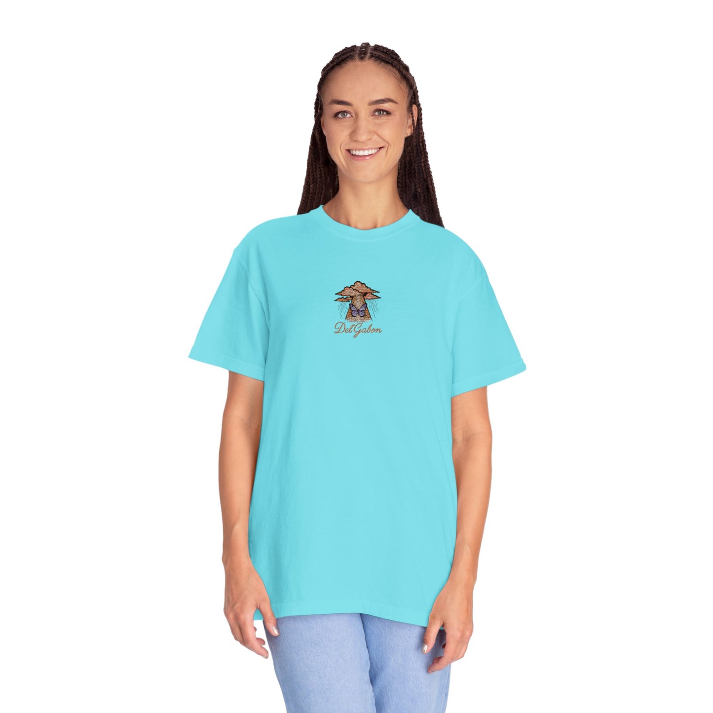 Del’Gabon butterfly September -tee