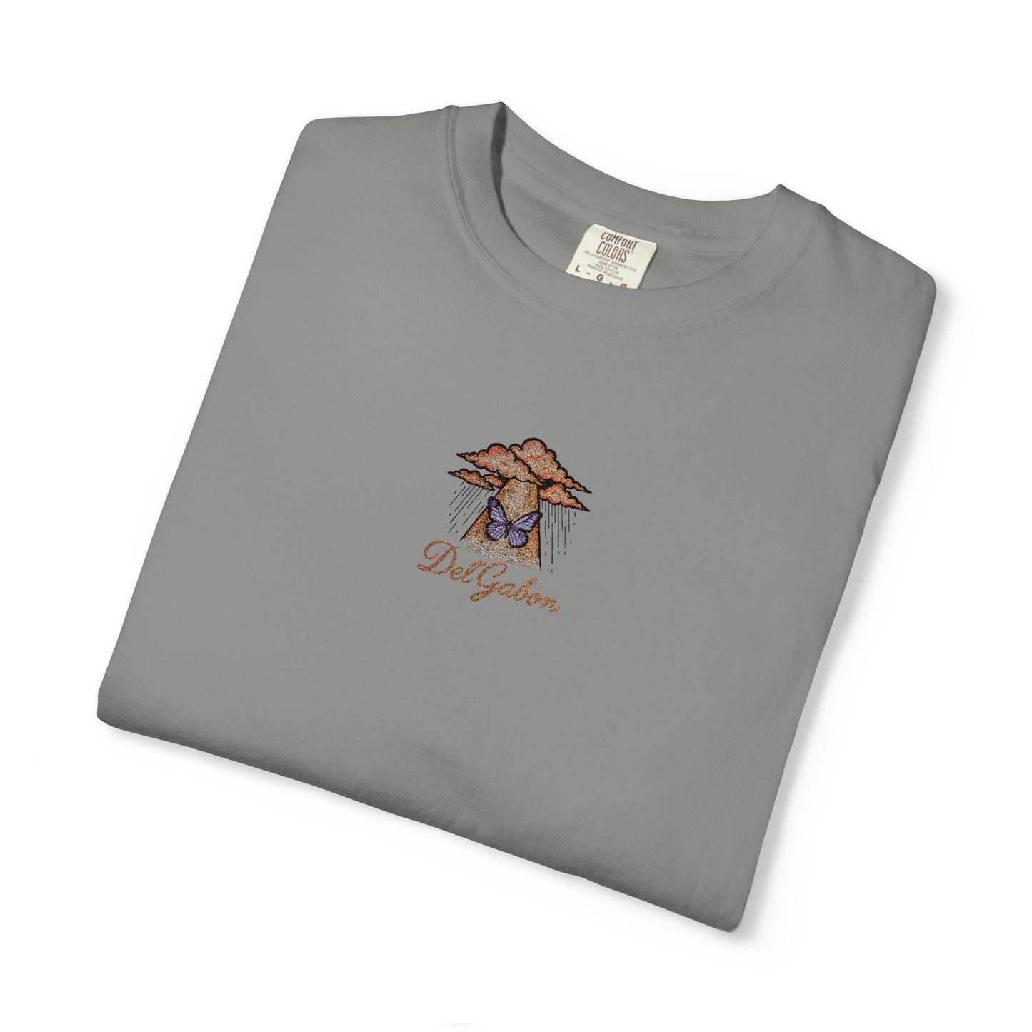Del’Gabon butterfly September -tee