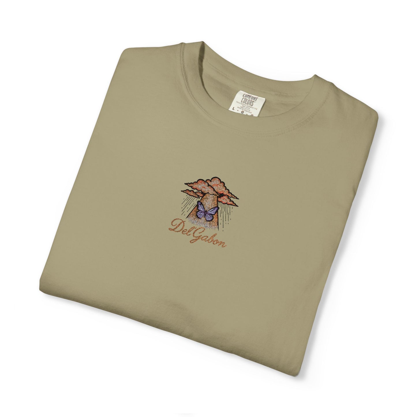 Del’Gabon butterfly September -tee