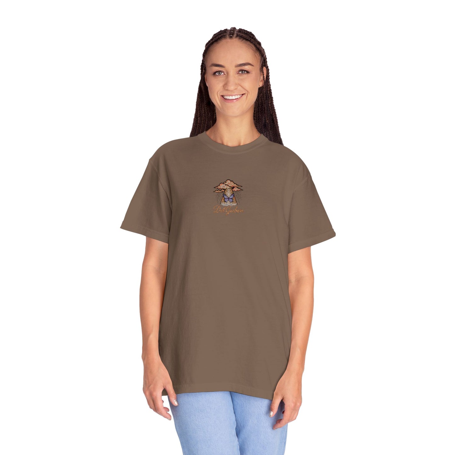 Del’Gabon butterfly September -tee